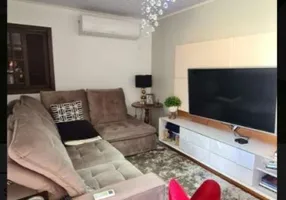 Foto 1 de Sobrado com 3 Quartos à venda, 145m² em Olímpico, São Caetano do Sul