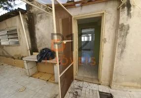 Foto 1 de Casa com 6 Quartos à venda, 160m² em Vila Nivi, São Paulo