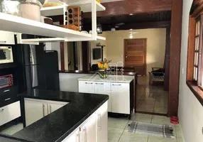 Foto 1 de Casa de Condomínio com 3 Quartos à venda, 168m² em Caxito, Maricá