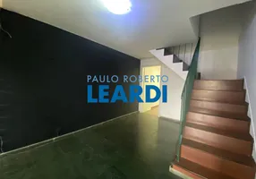 Foto 1 de Sobrado com 2 Quartos para alugar, 103m² em Alto de Pinheiros, São Paulo