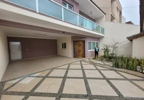 Foto 1 de Casa com 3 Quartos para venda ou aluguel, 402m² em Dos Casa, São Bernardo do Campo