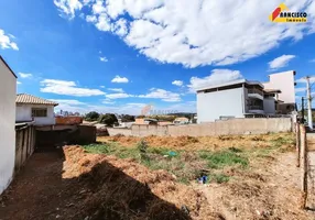 Foto 1 de Lote/Terreno à venda, 200m² em Catalão, Divinópolis