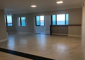 Foto 1 de Apartamento com 5 Quartos para venda ou aluguel, 230m² em Morro do Maluf, Guarujá