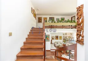 Foto 1 de Casa com 4 Quartos à venda, 384m² em Jardim Marajoara, São Paulo