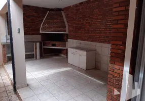 Foto 1 de Casa com 3 Quartos à venda, 175m² em Jardim Estadio, Jaú