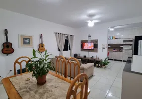 Foto 1 de Casa com 3 Quartos à venda, 110m² em Estuario, Santos