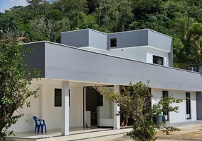 Foto 1 de Casa com 3 Quartos à venda, 284m² em Canteiro, Valença