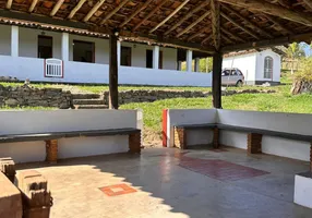 Foto 1 de Fazenda/Sítio com 5 Quartos à venda, 155m² em Zona Rural, Catas Altas