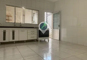 Foto 1 de Casa com 2 Quartos para alugar, 110m² em Jardim Celeste, São Paulo