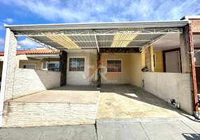 Foto 1 de Casa com 2 Quartos à venda, 70m² em Estação, Araucária