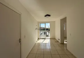 Foto 1 de Apartamento com 2 Quartos para alugar, 54m² em Industrial Americano, Santa Luzia