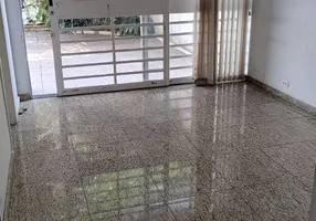 Foto 1 de Sobrado com 3 Quartos à venda, 262m² em Jardim Das Bandeiras, São Paulo