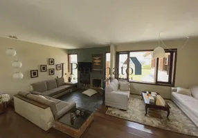 Foto 1 de Sobrado com 3 Quartos à venda, 227m² em Jardim Cristina, Jundiaí