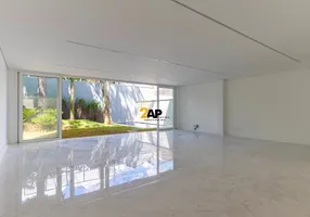 Foto 1 de Casa com 4 Quartos à venda, 525m² em Granja Julieta, São Paulo