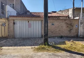 Foto 1 de Casa com 7 Quartos à venda, 250m² em Parangaba, Fortaleza