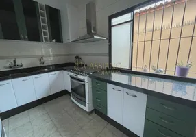 Foto 1 de Casa com 3 Quartos à venda, 185m² em Vila São Pedro, São José dos Campos