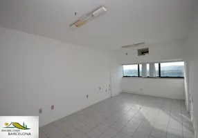 Foto 1 de Galpão/Depósito/Armazém à venda, 25m² em Aterrado, Volta Redonda