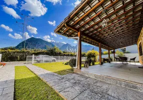 Foto 1 de Casa de Condomínio com 3 Quartos para venda ou aluguel, 253m² em Carlos Guinle, Teresópolis