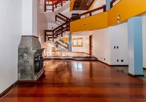 Foto 1 de Casa com 5 Quartos à venda, 500m² em Jardim Itú Sabará, Porto Alegre