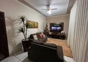 Foto 1 de Casa com 3 Quartos à venda, 157m² em Jardim Castelo Branco, Ribeirão Preto