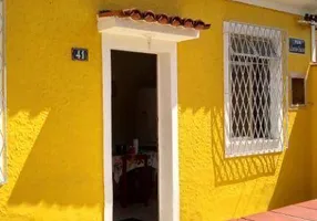 Foto 1 de Casa com 2 Quartos à venda, 100m² em Jardim Sulacap, Rio de Janeiro