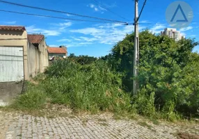 Foto 1 de Lote/Terreno à venda, 325m² em Glória, Macaé