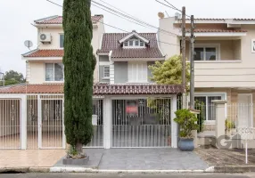 Foto 1 de Casa com 3 Quartos à venda, 139m² em Hípica, Porto Alegre