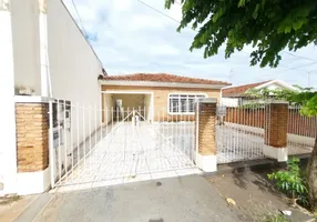 Foto 1 de Casa com 2 Quartos à venda, 190m² em Vila Santana, Araraquara