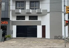 Foto 1 de Casa com 4 Quartos para alugar, 281m² em Cavalhada, Porto Alegre