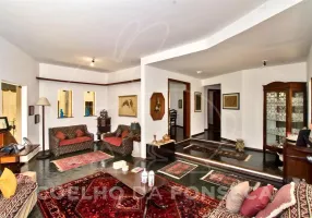 Foto 1 de Casa com 4 Quartos à venda, 360m² em Jardim Guedala, São Paulo