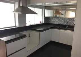 Foto 1 de Cobertura com 3 Quartos à venda, 244m² em Vila Suzana, São Paulo