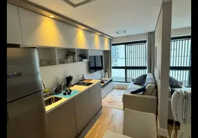 Foto 1 de Apartamento com 2 Quartos à venda, 65m² em Centro, Niterói