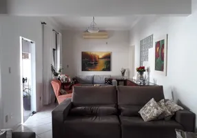 Foto 1 de Casa com 4 Quartos à venda, 200m² em Jardim Shangri La, Cuiabá