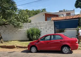 Foto 1 de Casa com 4 Quartos para alugar, 118m² em Santa Tereza, Porto Alegre
