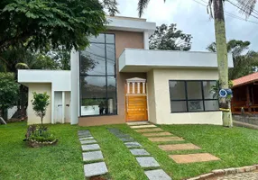 Foto 1 de Casa de Condomínio com 3 Quartos à venda, 121m² em Vargem Grande, Teresópolis