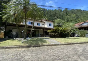 Foto 1 de Casa com 8 Quartos à venda, 500m² em Pontal, Angra dos Reis