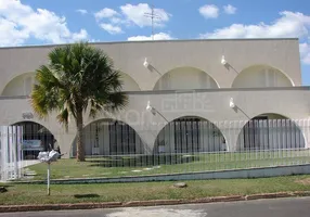 Foto 1 de Imóvel Comercial com 4 Quartos para venda ou aluguel, 800m² em Taquaral, Campinas