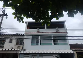 Foto 1 de Casa com 3 Quartos à venda, 380m² em Portuguesa, Rio de Janeiro