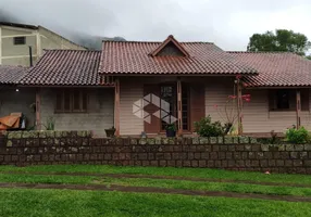 Foto 1 de Casa com 2 Quartos à venda, 170m² em Hípica, Porto Alegre