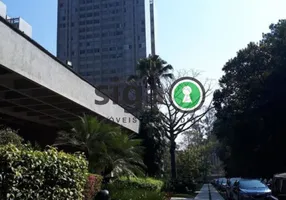 Foto 1 de Apartamento com 3 Quartos para alugar, 140m² em Morumbi, São Paulo