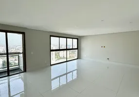 Foto 1 de Apartamento com 3 Quartos para alugar, 180m² em Jardim Marajoara, São Paulo