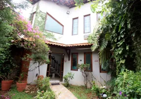 Foto 1 de Casa com 6 Quartos à venda, 155m² em Vila Harmonia, Guarulhos