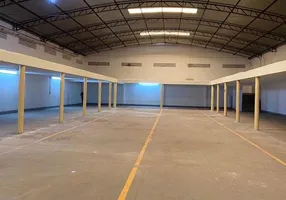 Foto 1 de Galpão/Depósito/Armazém para alugar, 1480m² em Parque Comercial Quati, Londrina