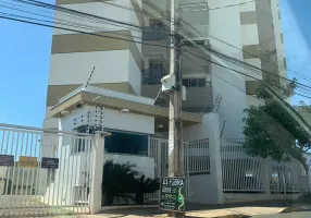 Foto 1 de Apartamento com 2 Quartos para alugar, 62m² em Santa Marta, Cuiabá
