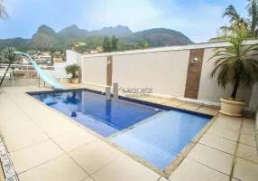 Foto 1 de Casa de Condomínio com 6 Quartos à venda, 400m² em Freguesia- Jacarepaguá, Rio de Janeiro