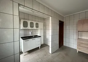 Foto 1 de Casa com 2 Quartos à venda, 122m² em Vila Ferroviária, Araraquara