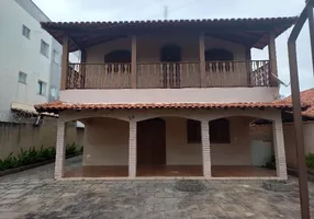 Foto 1 de Casa com 5 Quartos para venda ou aluguel, 10m² em Centro, Rio das Ostras