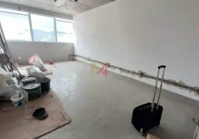 Foto 1 de Sala Comercial para alugar, 32m² em Praia da Costa, Vila Velha