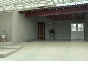 Foto 1 de Casa com 3 Quartos à venda, 240m² em Jardim São Marcos, São José do Rio Preto