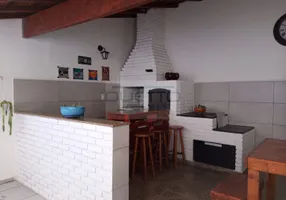 Foto 1 de Sobrado com 3 Quartos à venda, 122m² em Vila Caputera, Mogi das Cruzes